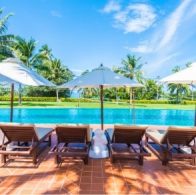 Condomínios, clubes e associações